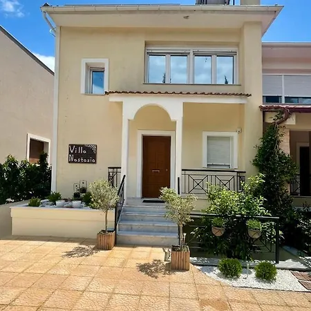 Nastazia Villa
